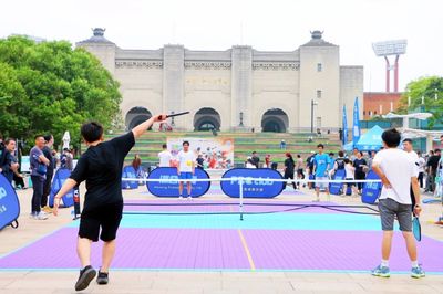 乒乓球拍打網(wǎng)球？創(chuàng)智天地的網(wǎng)絡(luò)競技球新玩法引領(lǐng)運(yùn)動(dòng)潮流